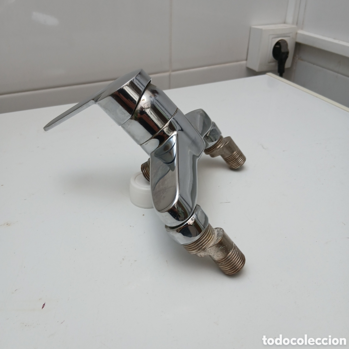 Antig&uuml;edades: Grifo ducha monomando ROCA, para pared - Foto 2