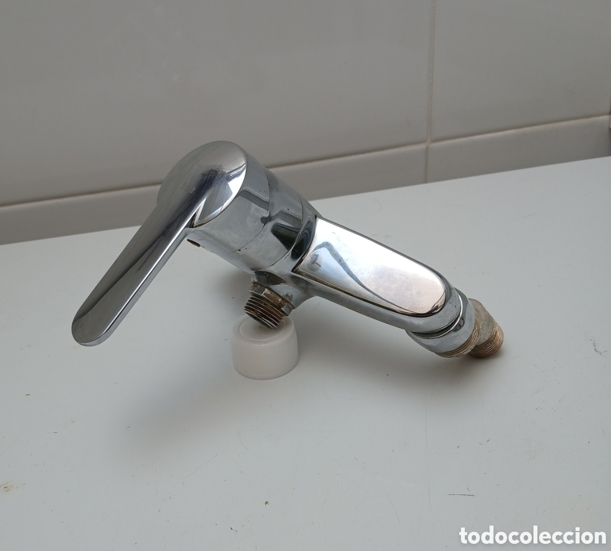 Antig&uuml;edades: Grifo ducha monomando ROCA, para pared - Foto 3