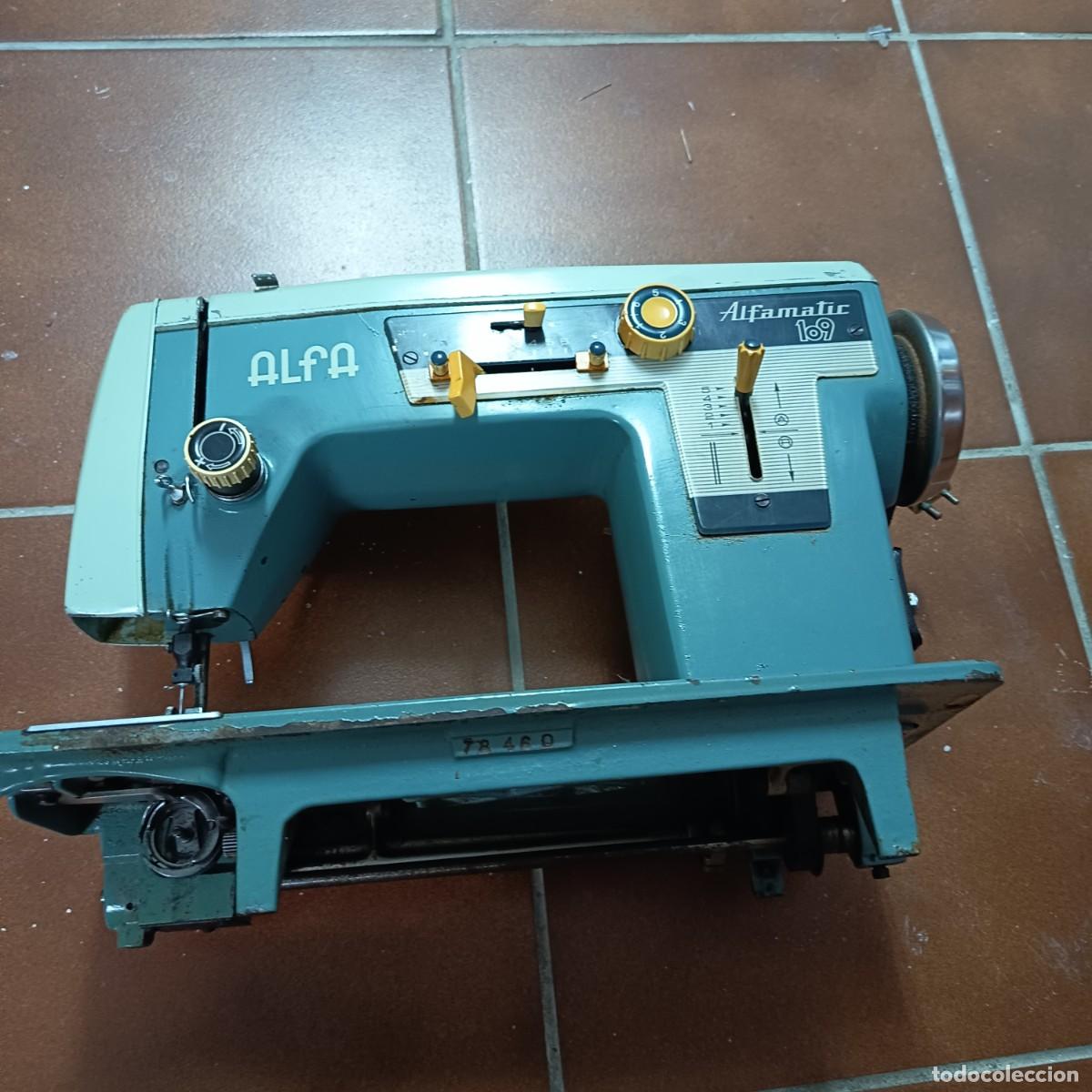 Antig&uuml;edades: M&aacute;quina de coser Alfa 169 - Foto 2