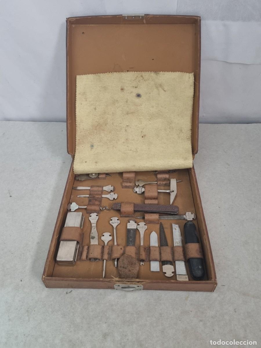 Antig&uuml;edades: Antiguo estuche de herramientas antiguas