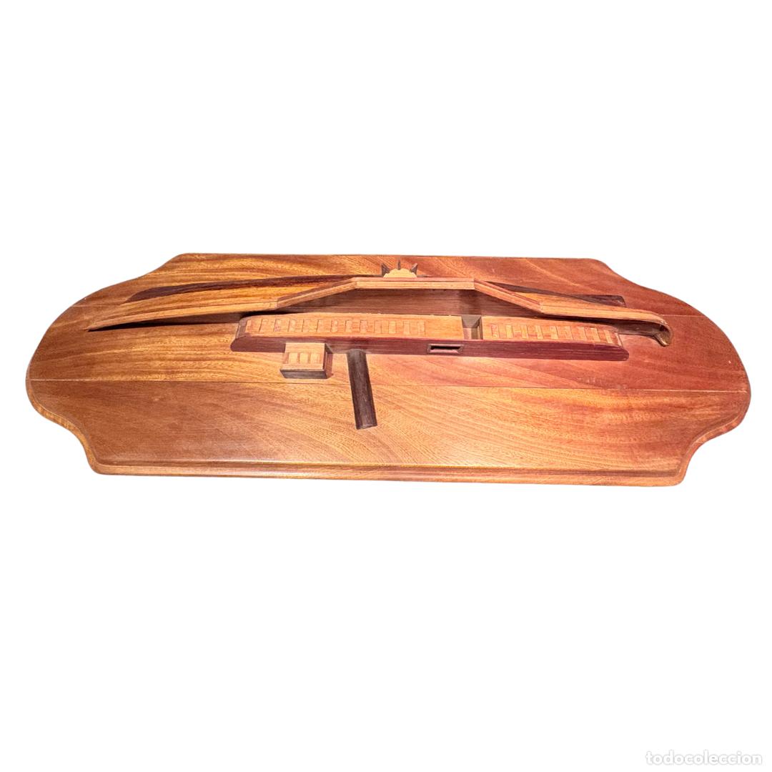 Antig&uuml;edades: Medio casco de barco en metopa de madera 115 cm - Foto 9
