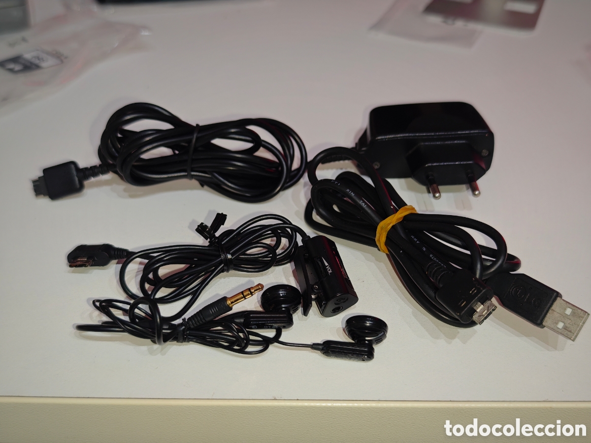 Tel&eacute;fonos: LG KS20 Completo con Caja y Accesorios - Foto 6