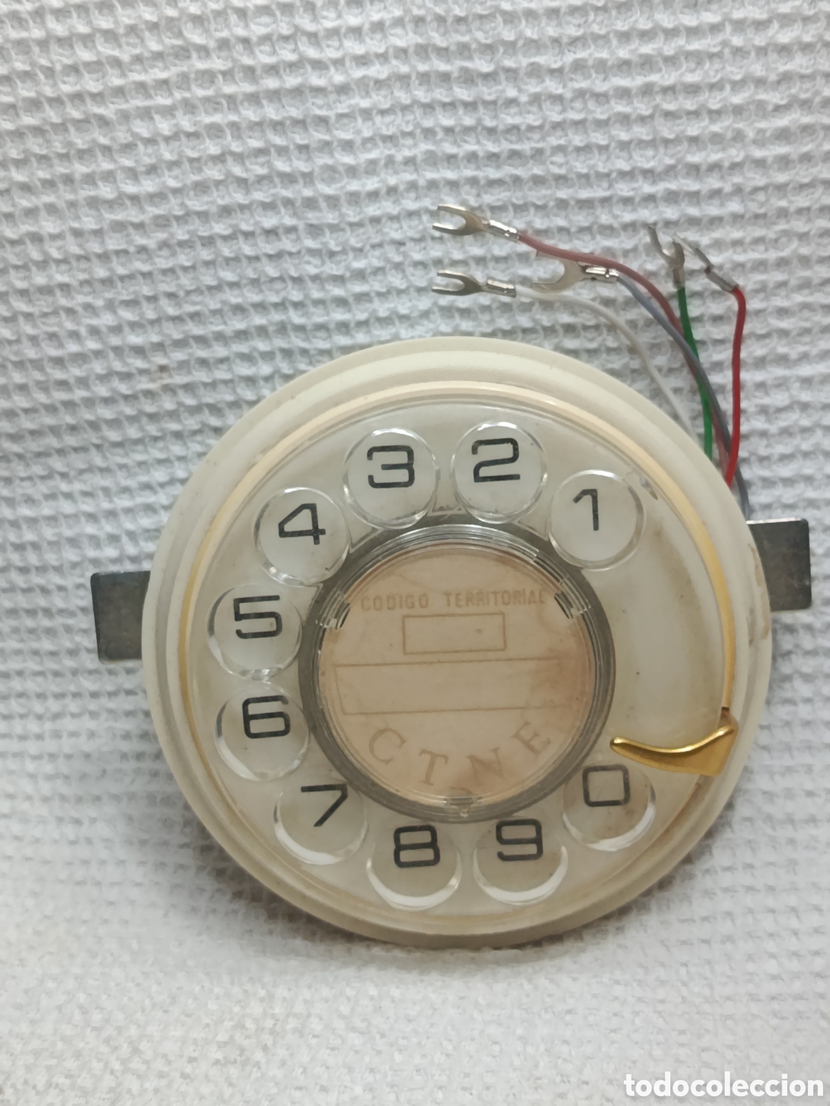 Tel&eacute;fonos: Antiguo disco de marcaci&oacute;n telef&oacute;nica rotativo &ndash; Mecanismo de tel&eacute;fono vintage