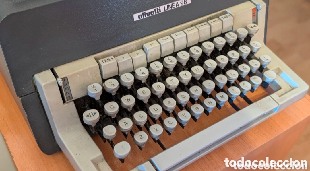 Antig&uuml;edades: M&aacute;quina de escribir Olivetti Linea 98 - Foto 5