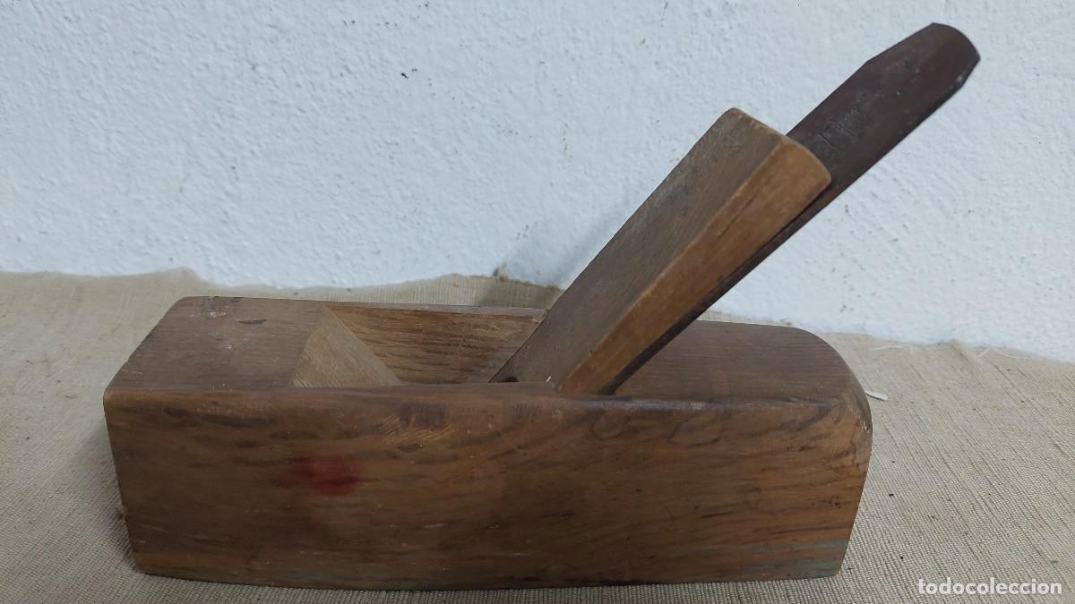 Antig&uuml;edades: Antiguo cepillo de carpinter&iacute;a en madera de encina