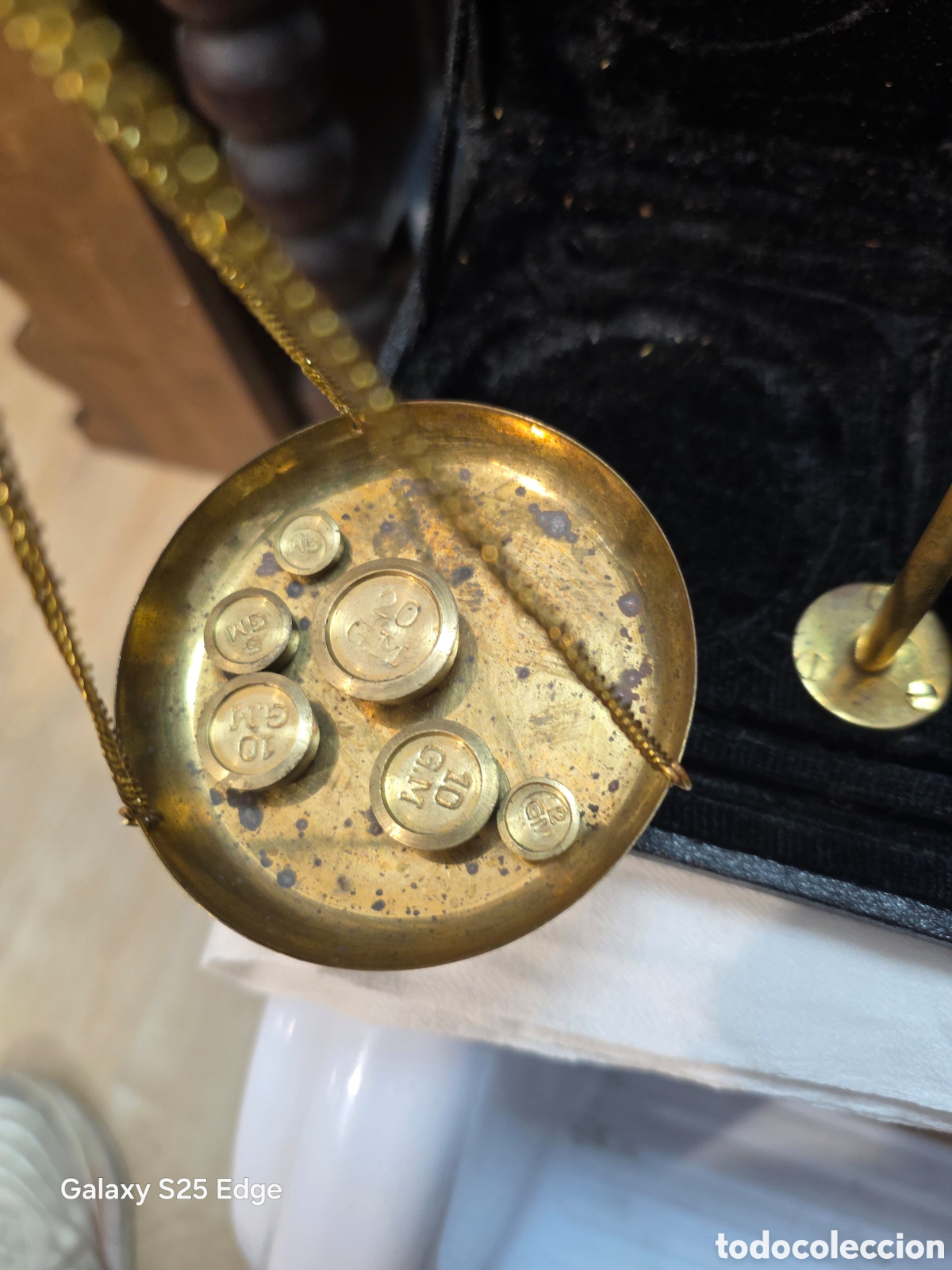 Antig&uuml;edades: Antigua balanza de precisi&oacute;n en bronce - Foto 2