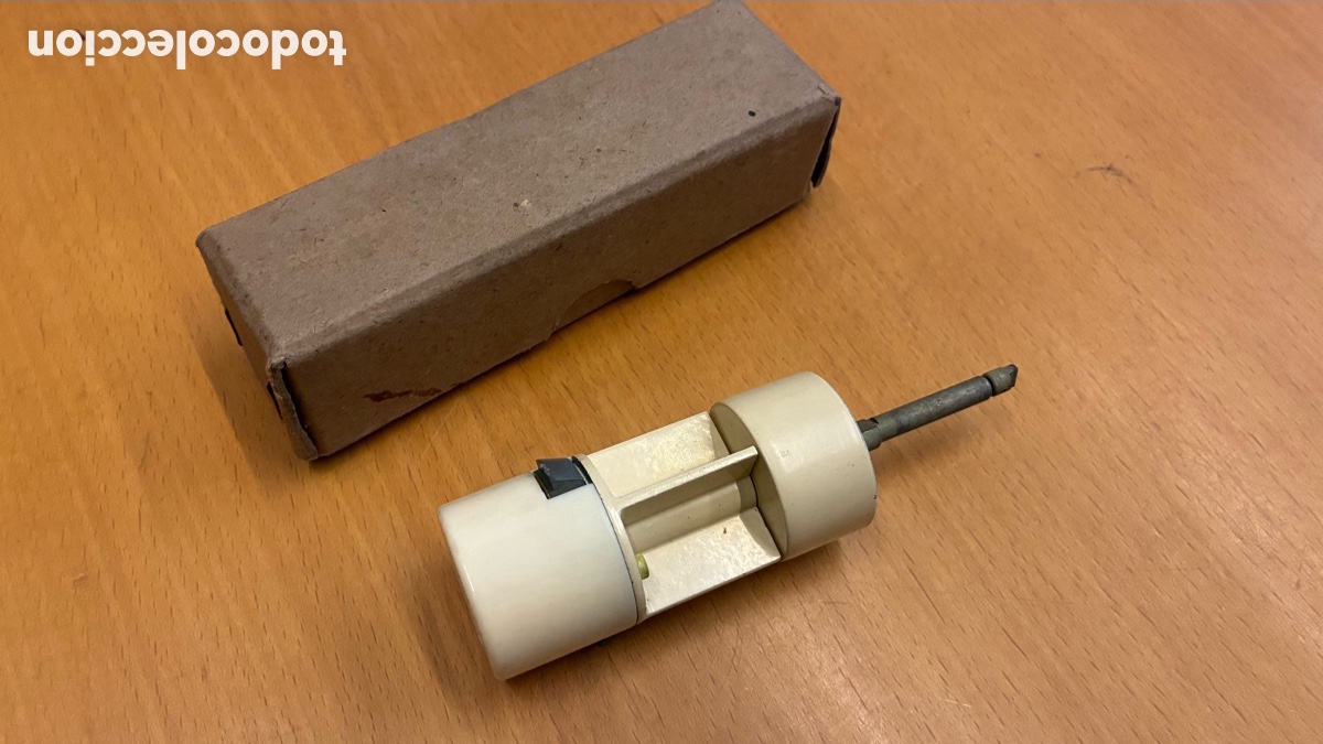 Antig&uuml;edades: Eje tocadiscos Garrard