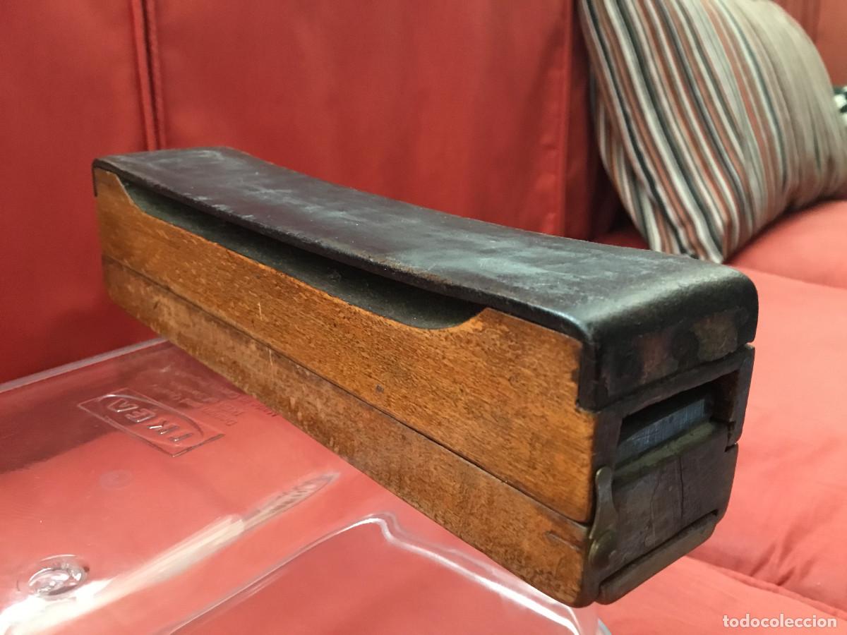 Antig&uuml;edades: CAJA DE AFEITADO ANTIGUA, CON PIEDRA DE AFILADO Y NAVAJA DE AFEITAR FRIODUR HENCKELS 72 1/2