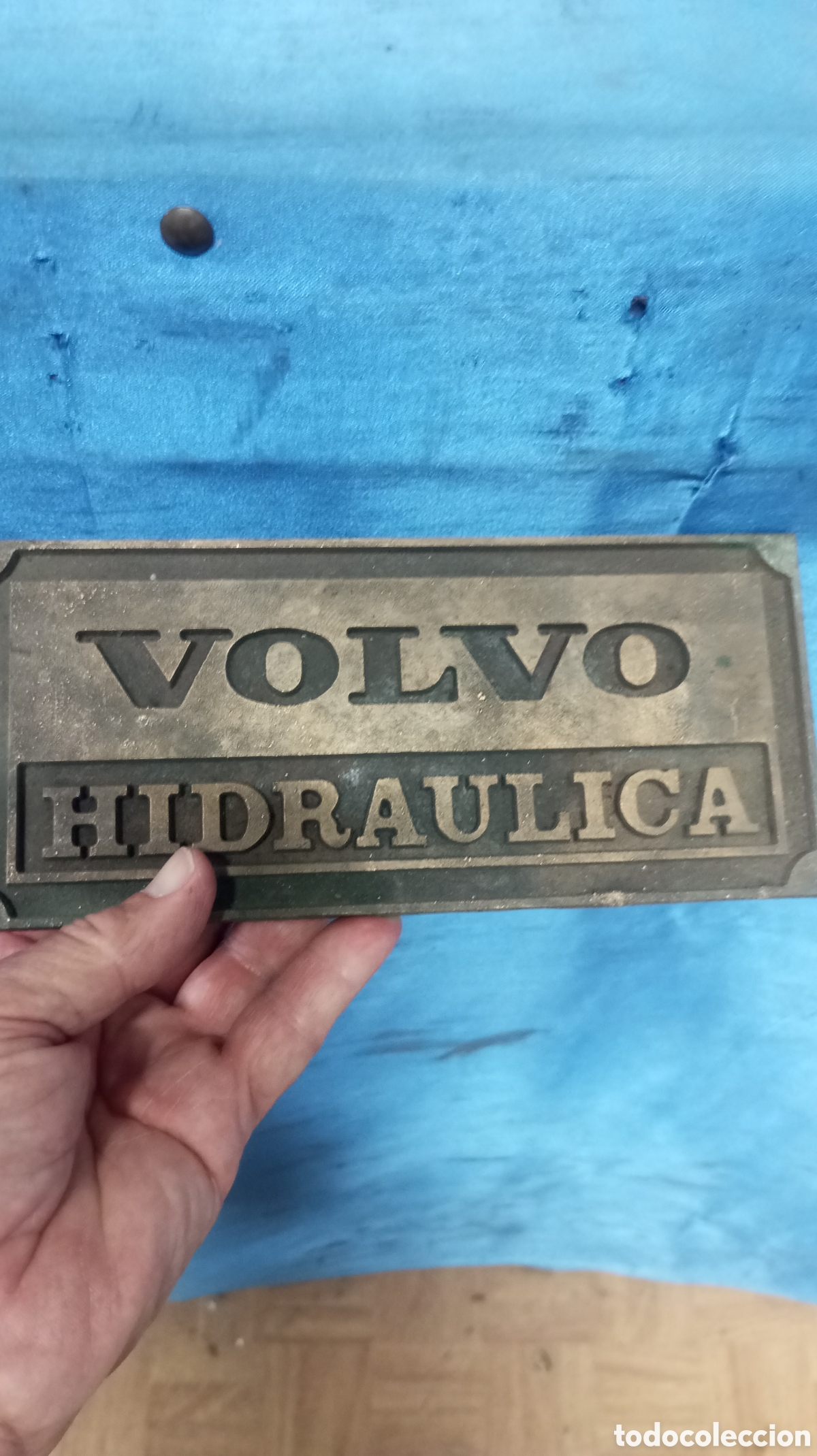 Antig&uuml;edades: Placa de bronce VOLVO HIDR&Aacute;ULICA - Foto 2