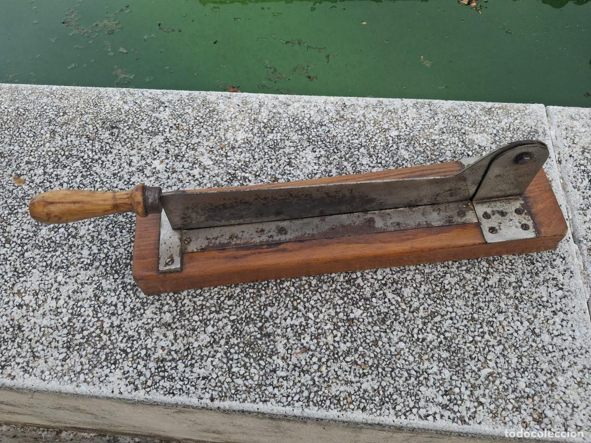 Antig&uuml;edades: Antiguo Cortador para pan o bacalao