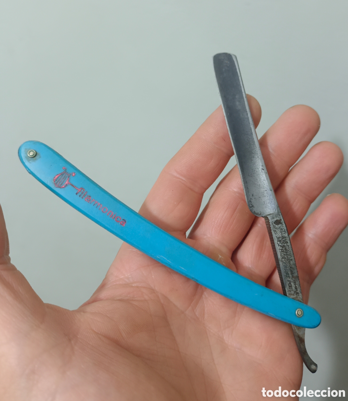 Antig&uuml;edades: Navaja barbero filarmomica doble temple azul celeste