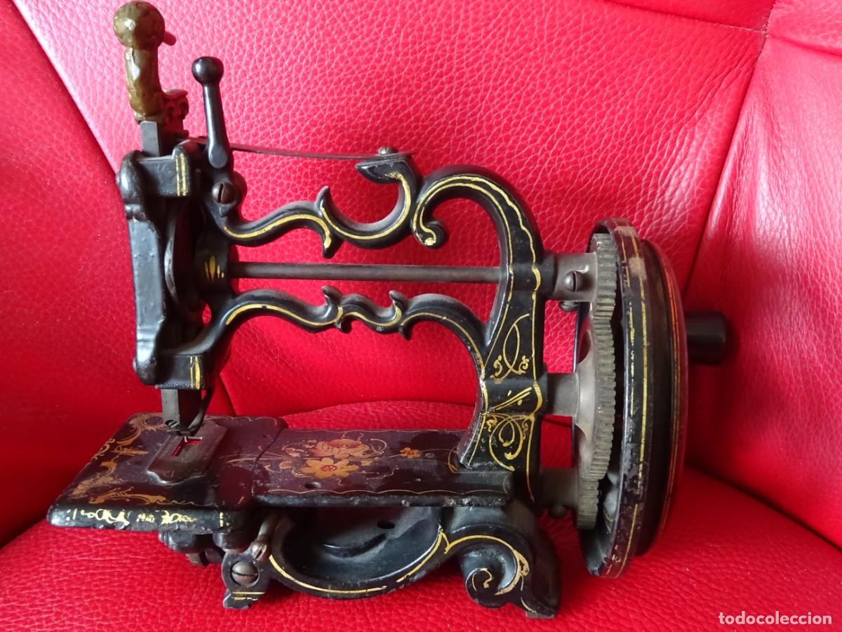 Antig&uuml;edades: machine a coudre de collection sign&eacute;e CHAS Raymond 1861 - Foto 16