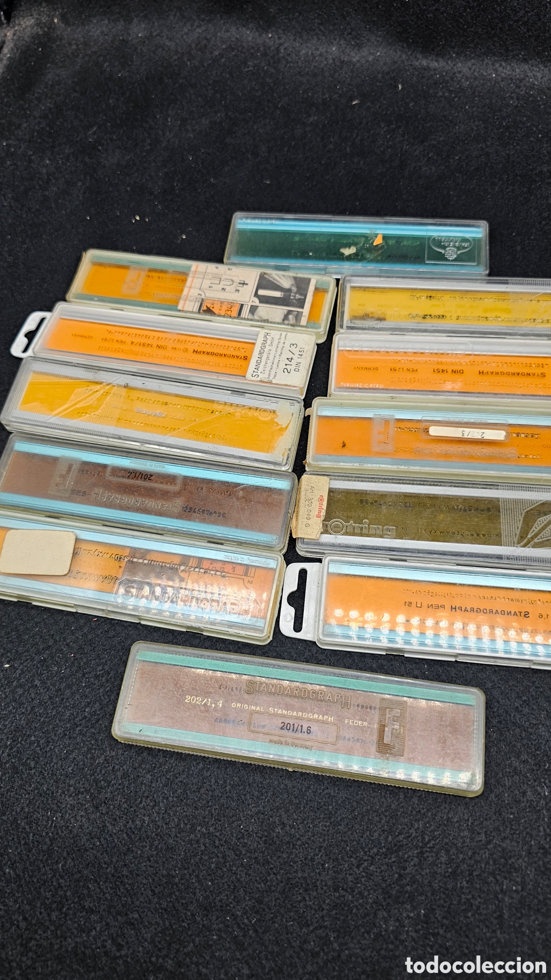Antig&uuml;edades: plantillas y norm&oacute;grafos de rotulaci&oacute;n vintage