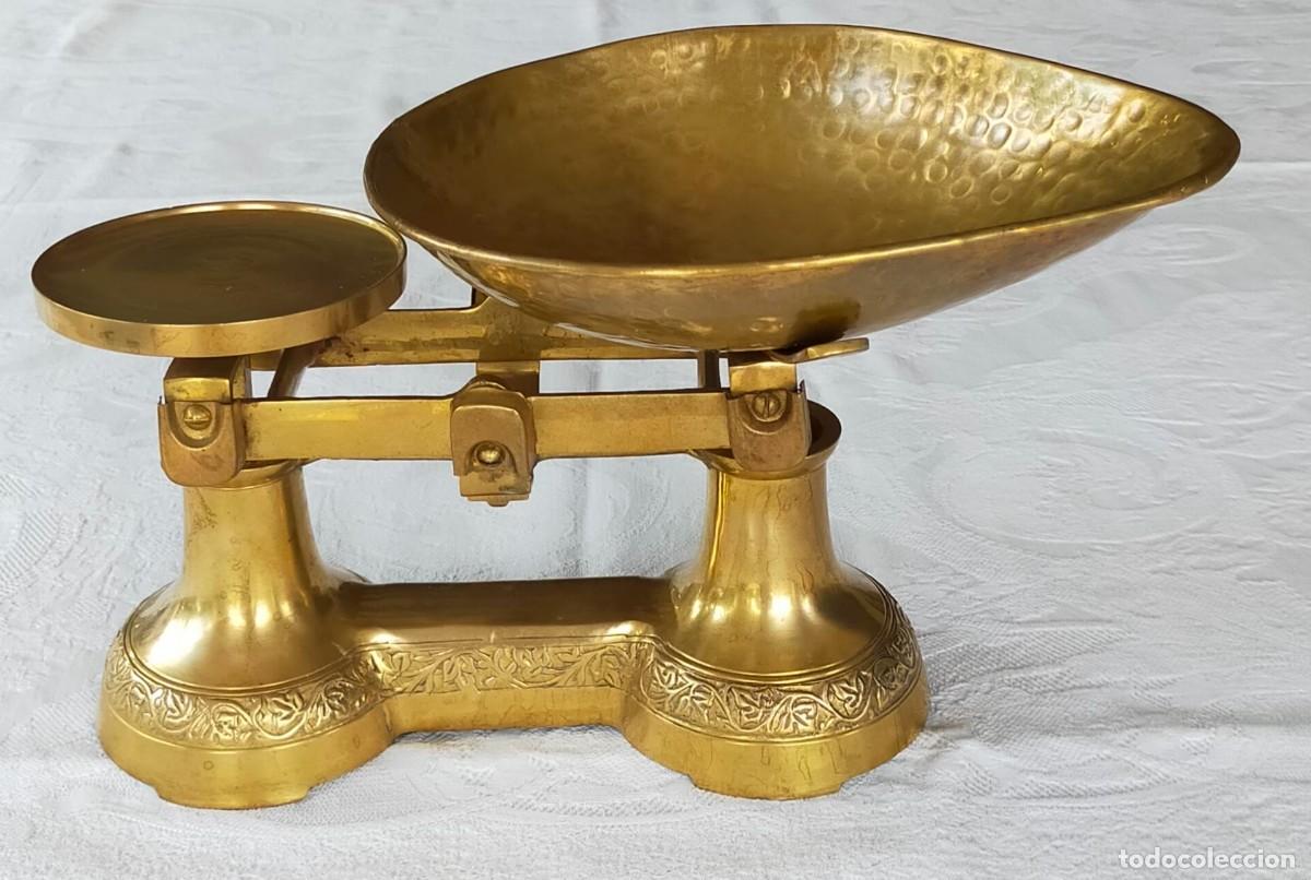 Antig&uuml;edades: Balanza de bronce de alrededor de 1930 inglesa