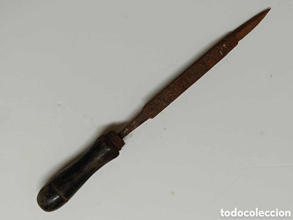 Antig&uuml;edades: Lima antigua hierro cuadrada con mango (37cm)
