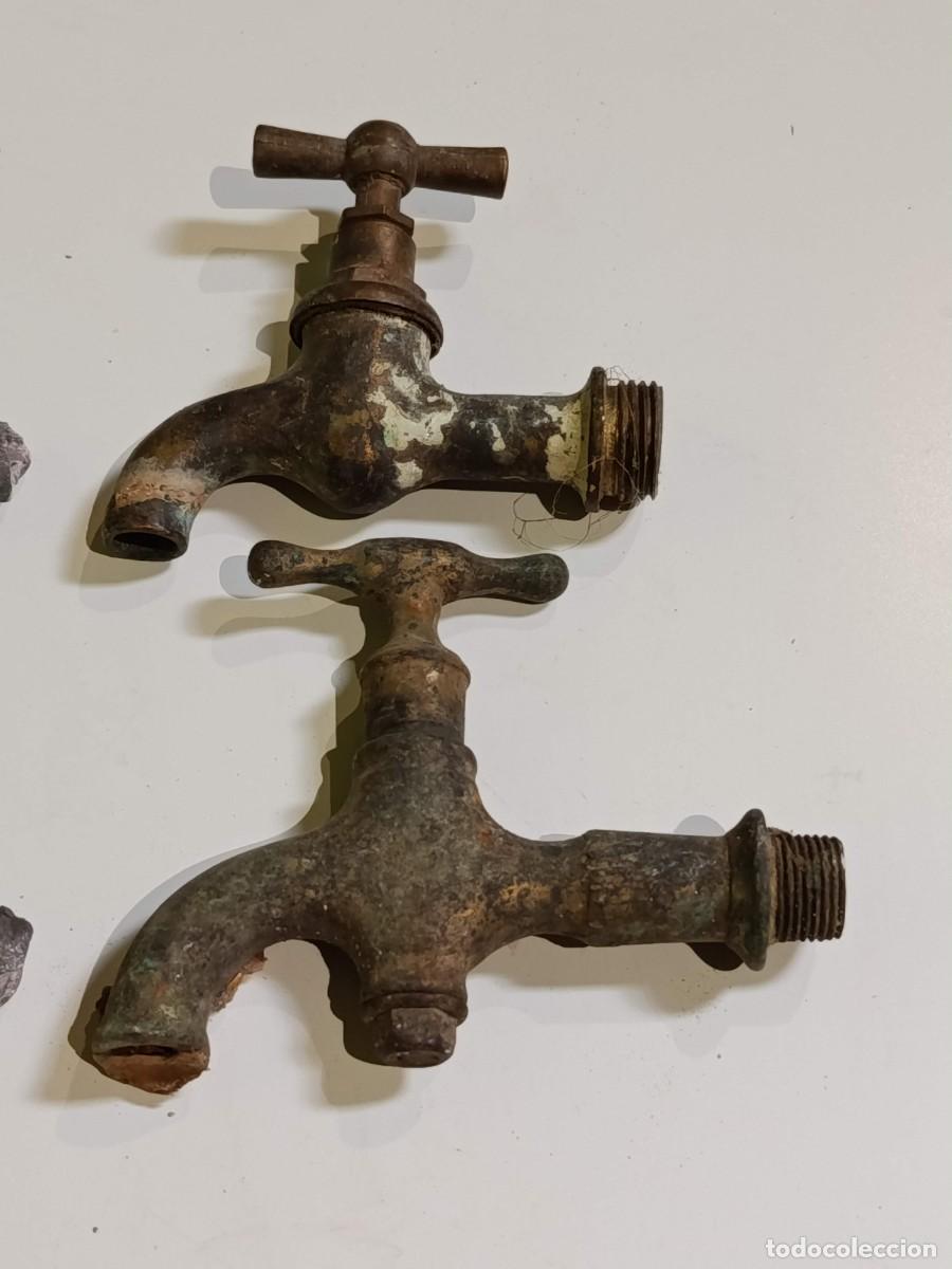 Antig&uuml;edades: Lote llaves de paso y grifos antiguos - Foto 4