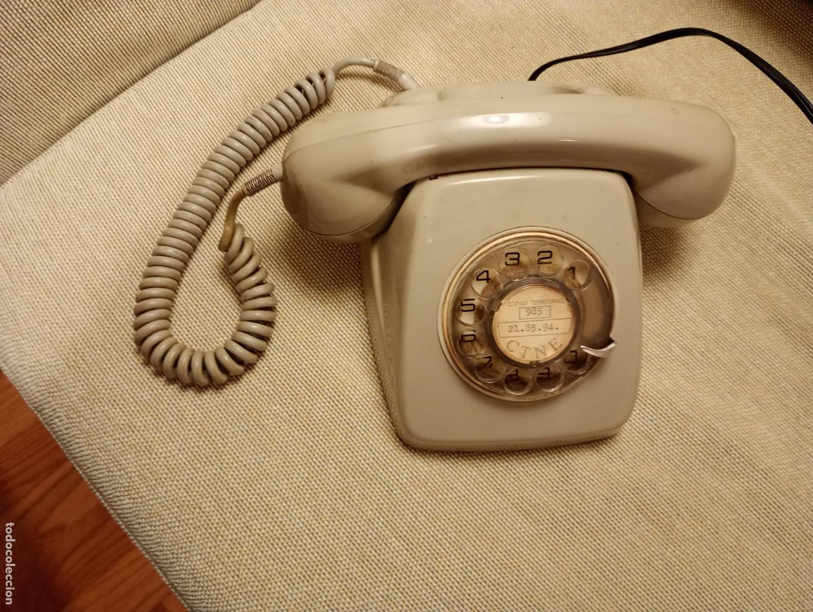 Telefone: TELEFONO DE MESA TELEFONICA