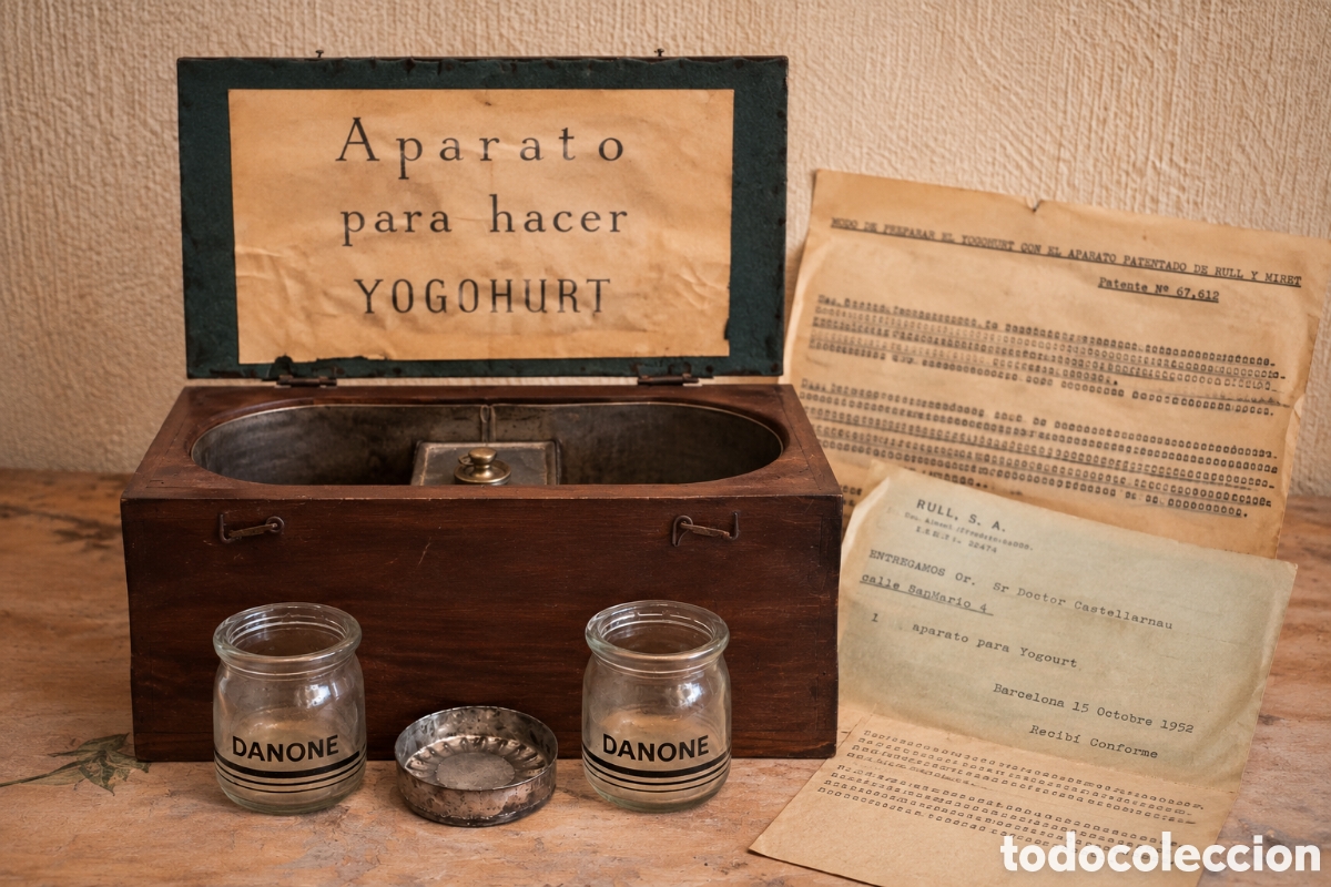 Antiques: Yogurtera antigua a&ntilde;os 50 aparato hacer yogur RULL Barcelona 1952 con factura Danone