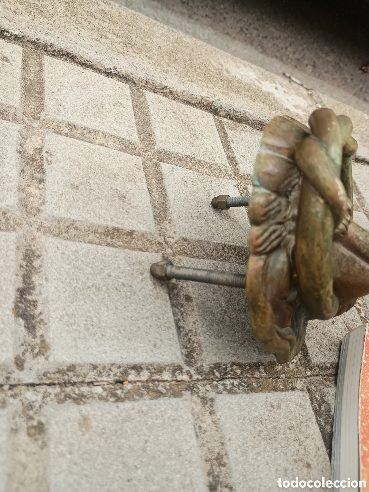 Antig&uuml;edades: Tirador bronce cabeza de le&oacute;n - Foto 3