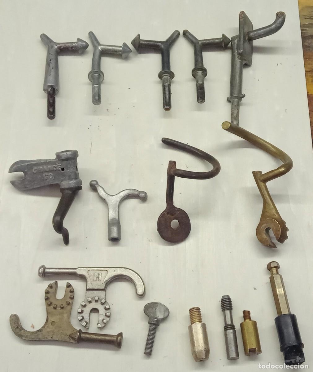 Antig&uuml;edades: Varias Herramientas y accesorios antiguos - Foto 7