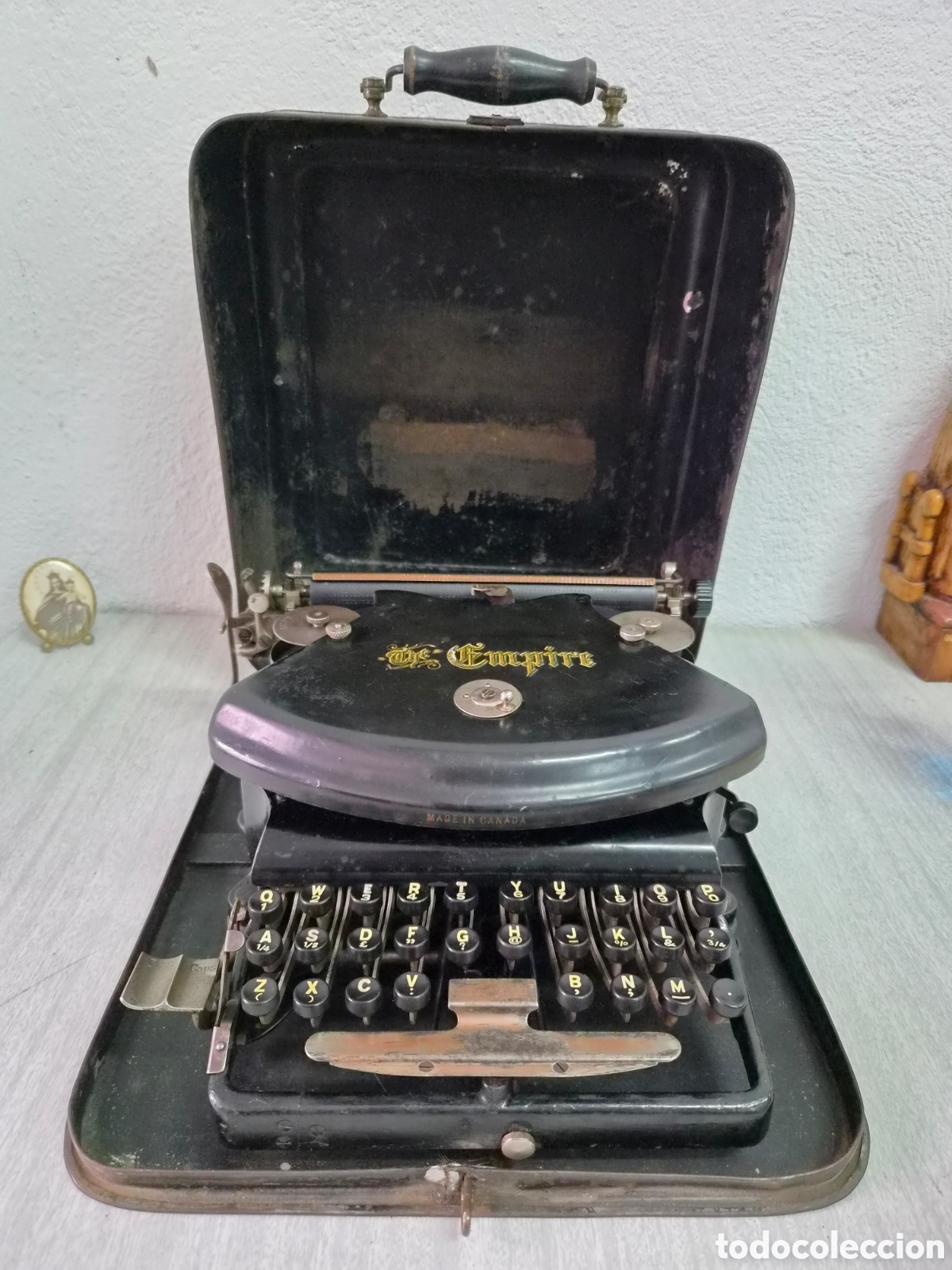 Antig&uuml;edades: ANTIGUA MAQUINA DE ESCRIBIR EMPIRE A&Ntilde;O 1895 EN CAJA DE HIERRO
