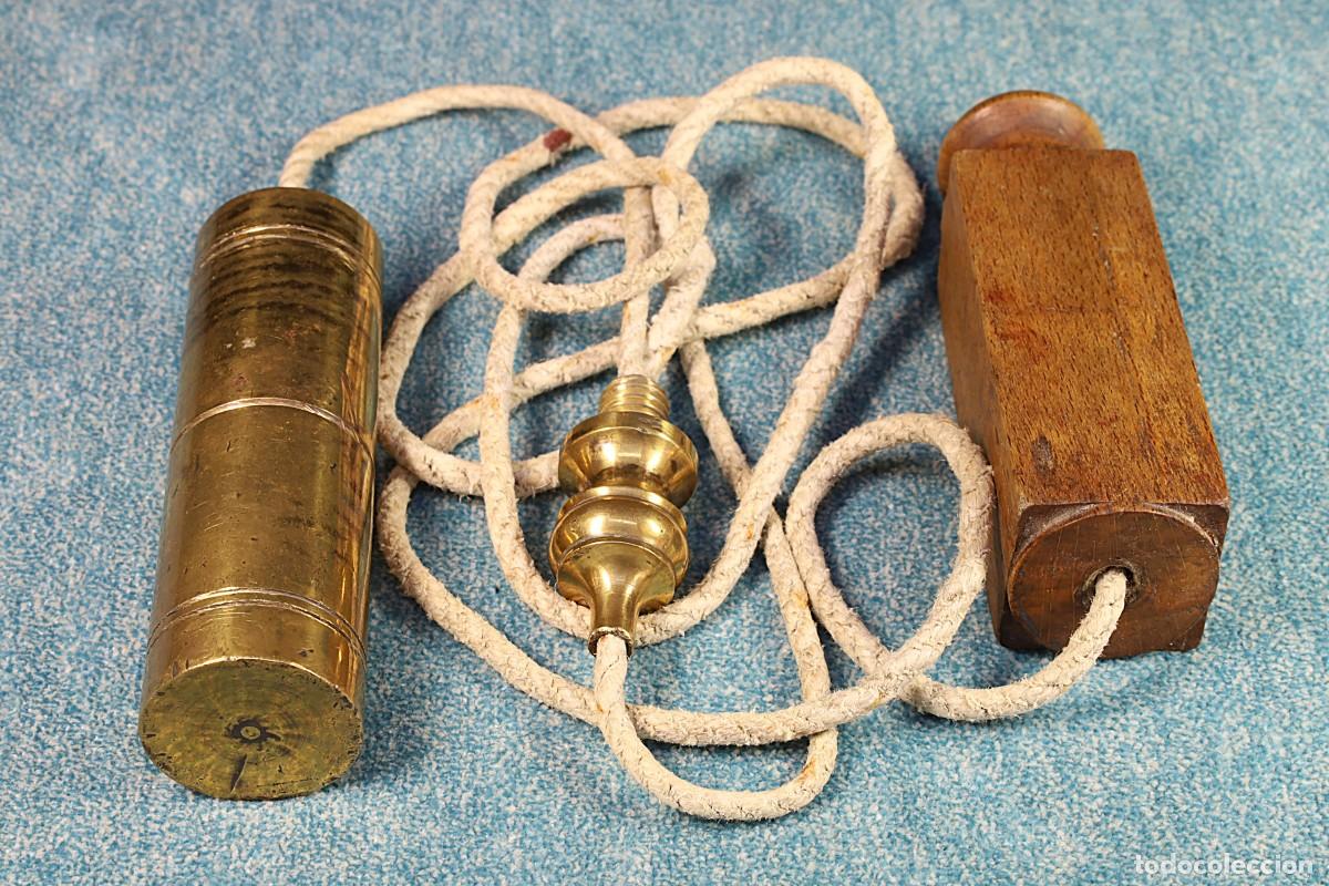 Antig&uuml;edades: Plomada completa de bronce con nuez. Cilindro. Complete bronze plumb bob with cap. Cylindrical shape - Foto 6