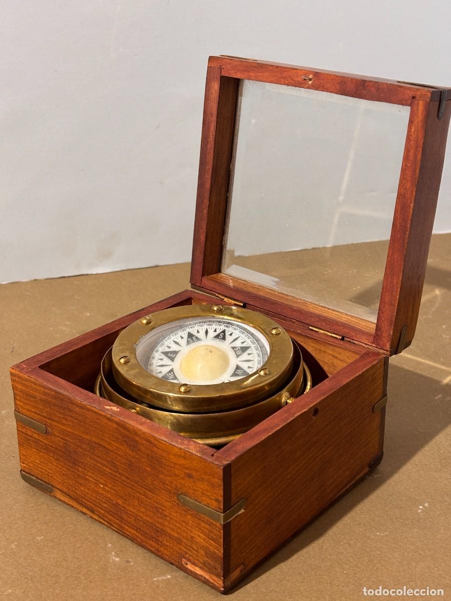 Antig&uuml;edades: Comp&aacute;s marino antiguo en caja de madera - Foto 4