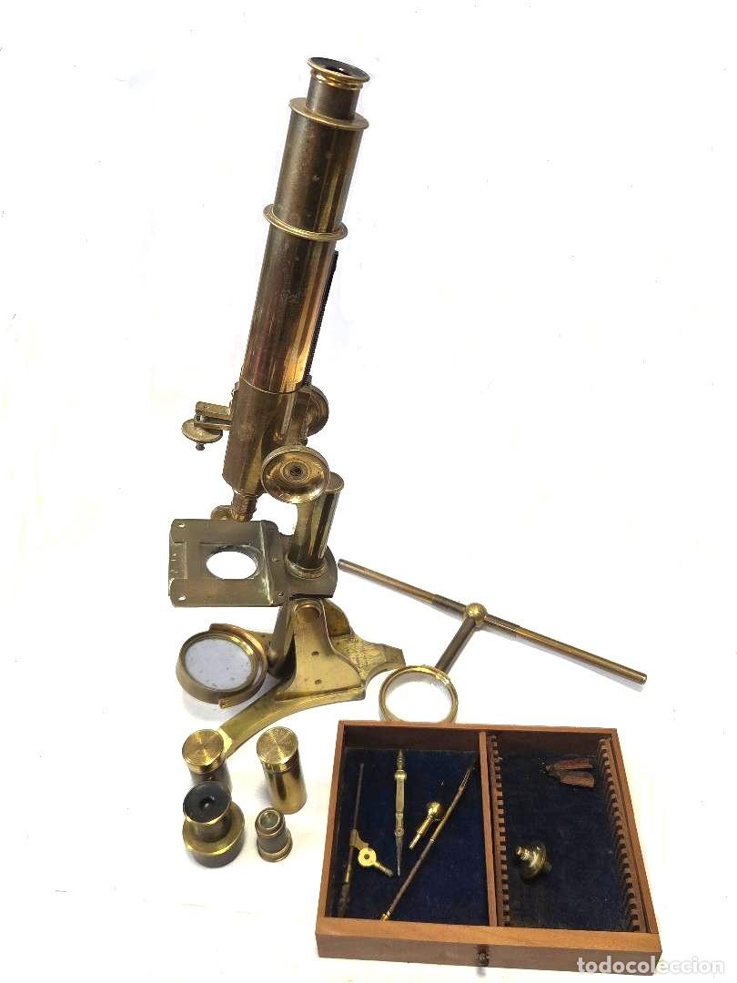 Antig&uuml;edades: antiguo y espectacular MICROSCOPIO monocular de 1860 en caja y con opticas - Foto 4