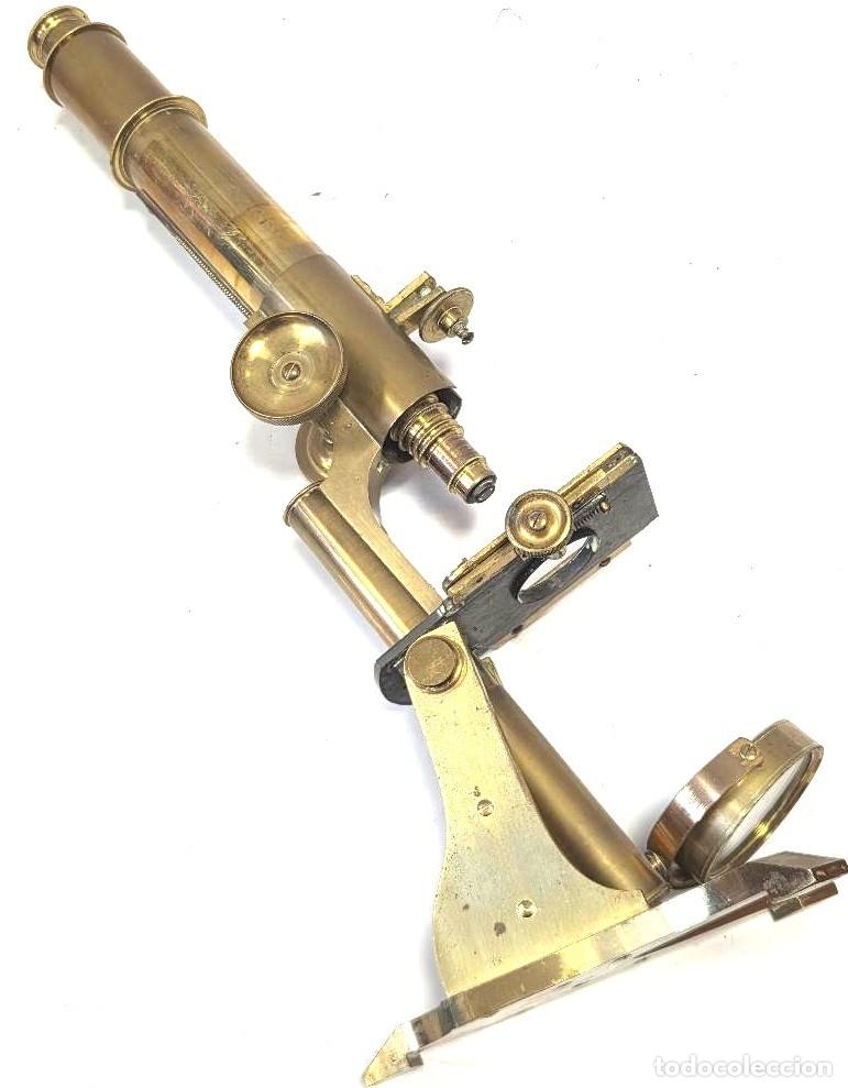 Antig&uuml;edades: antiguo y espectacular MICROSCOPIO monocular de 1860 en caja y con opticas - Foto 7