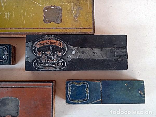 Antig&uuml;edades: Tampones met&aacute;licos de marca de Cassoulet - Foto 2