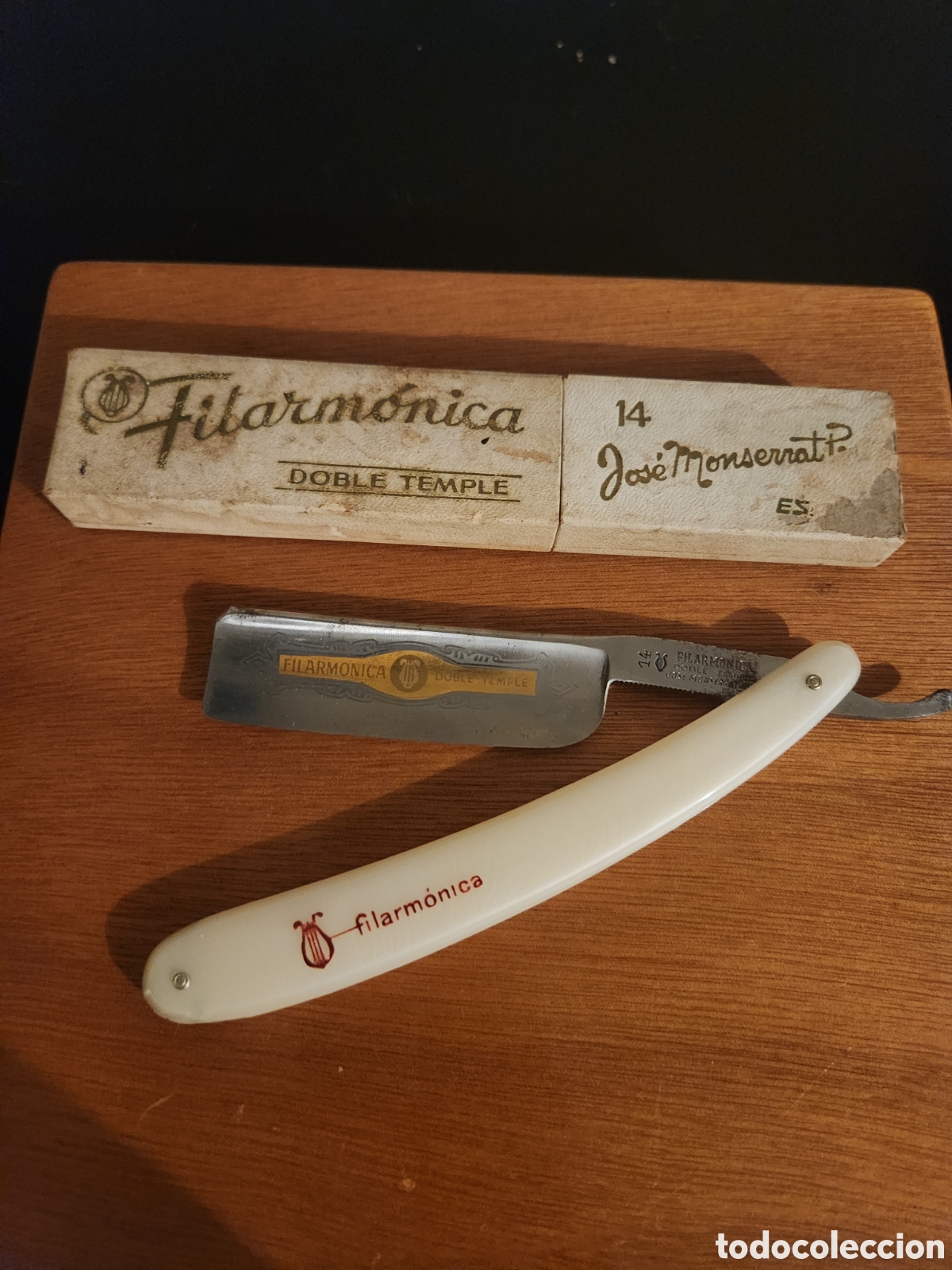 Antig&uuml;edades: Navaja de afiatar filamonica doble temple