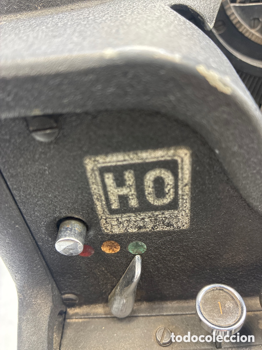 Antig&uuml;edades: M&aacute;quina de escribir Hispano Olivetti modelo M40. - Foto 3