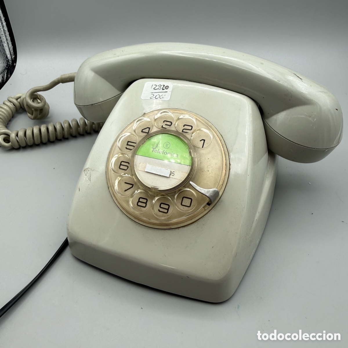 Tel&eacute;fonos: Tel&eacute;fono fijo vintage de ruleta. Telef&oacute;nica a&ntilde;os 70. Elasa
