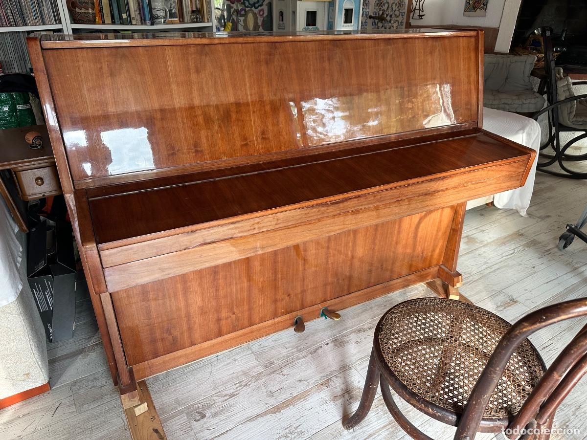 Antig&uuml;edades: Piano vertical marca Cherny - Foto 2