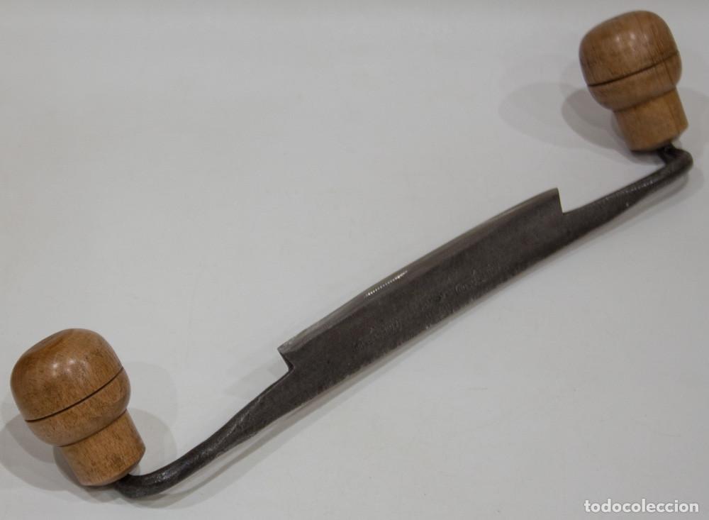 Antig&uuml;edades: BASTREN FRANCES DE HOJA CURVA. ACIER FONDU. FINALES DEL SIGLO XIX - PRINCIPIOS DEL SIGLO XX.