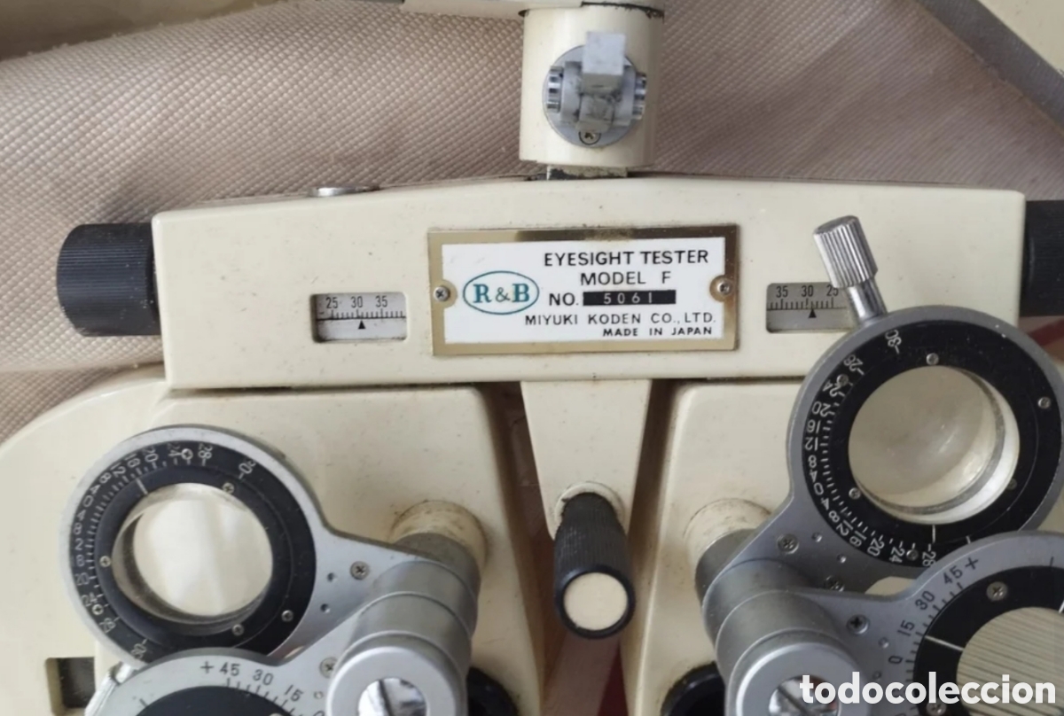 Antig&uuml;edades: Foroptero refractor Oftalmologo Optometria - Foto 3