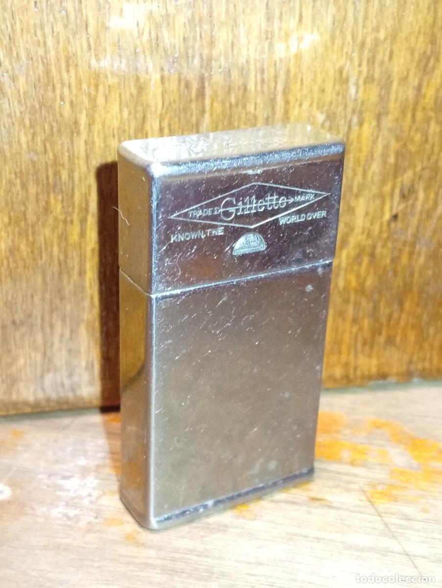 Antig&uuml;edades: SOLIDA CAJA GILLETTE HOJAS AFEITAR METAL CUCHILLAS BARBERIA BARBERO A&Ntilde;OS 30