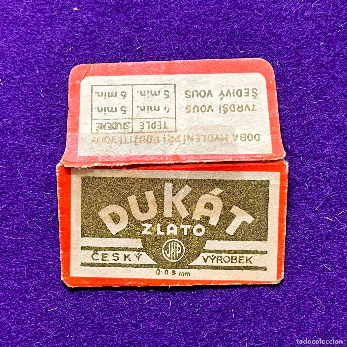 Antig&uuml;edades: FUNDA DE HOJA DE CUCHILLA DE AFEITAR. DUKAT.