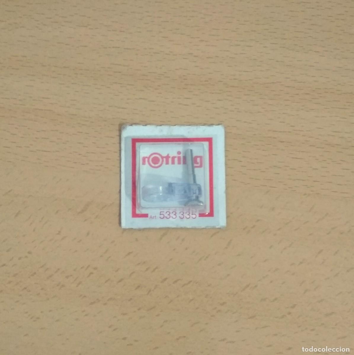 Antig&uuml;edades: Adaptador compas Rotring en bl&iacute;ster. Referencia 533 335. 3,5mm di&aacute;metro. Nuevo.