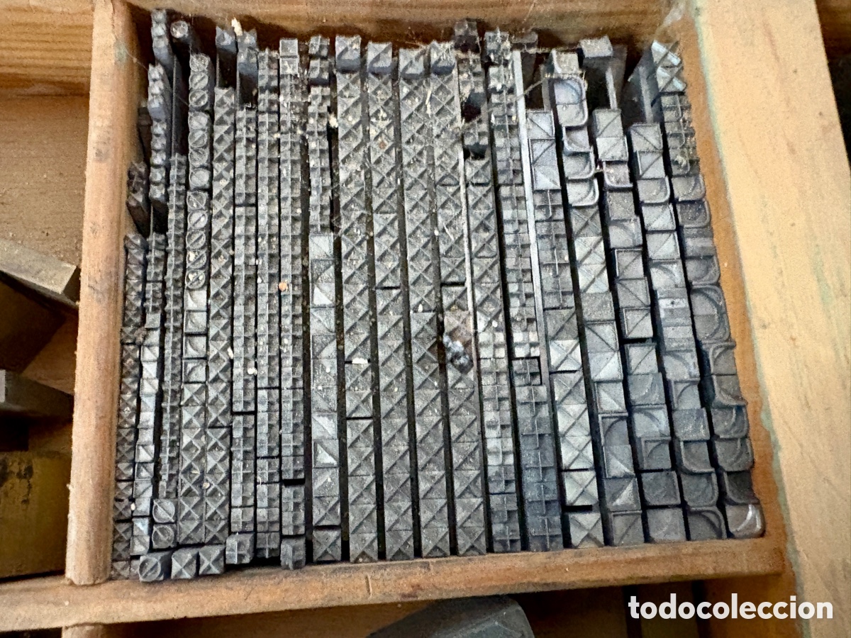 Antig&uuml;edades: Filete lat&oacute;n tipogr&aacute;fico - Foto 4