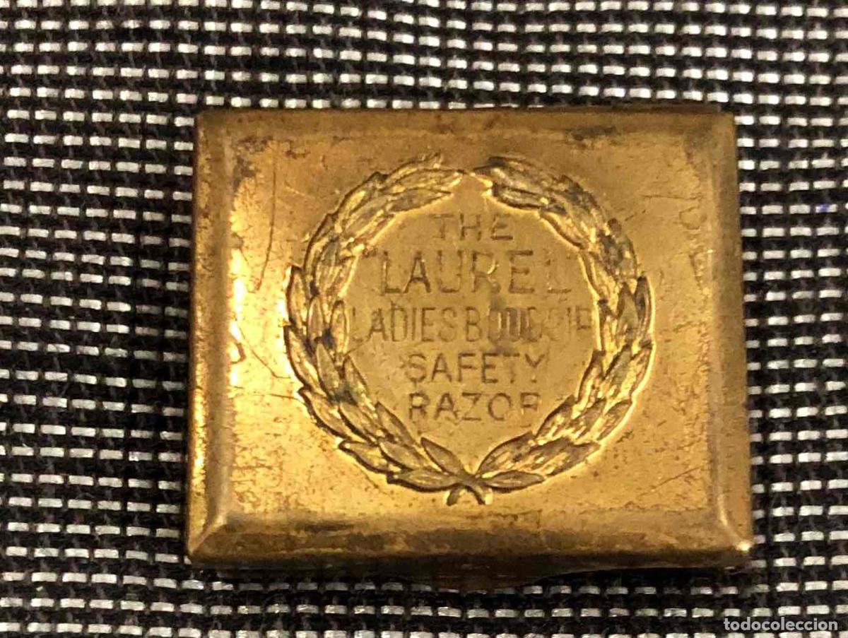 Antiques: CURIOSA MAQUINILLA DE AFEITAR MINIATURA THE LAUREL LADIES BOUDOIR SAFETY RAZOR. EN ESTUCHE ORIGINAL