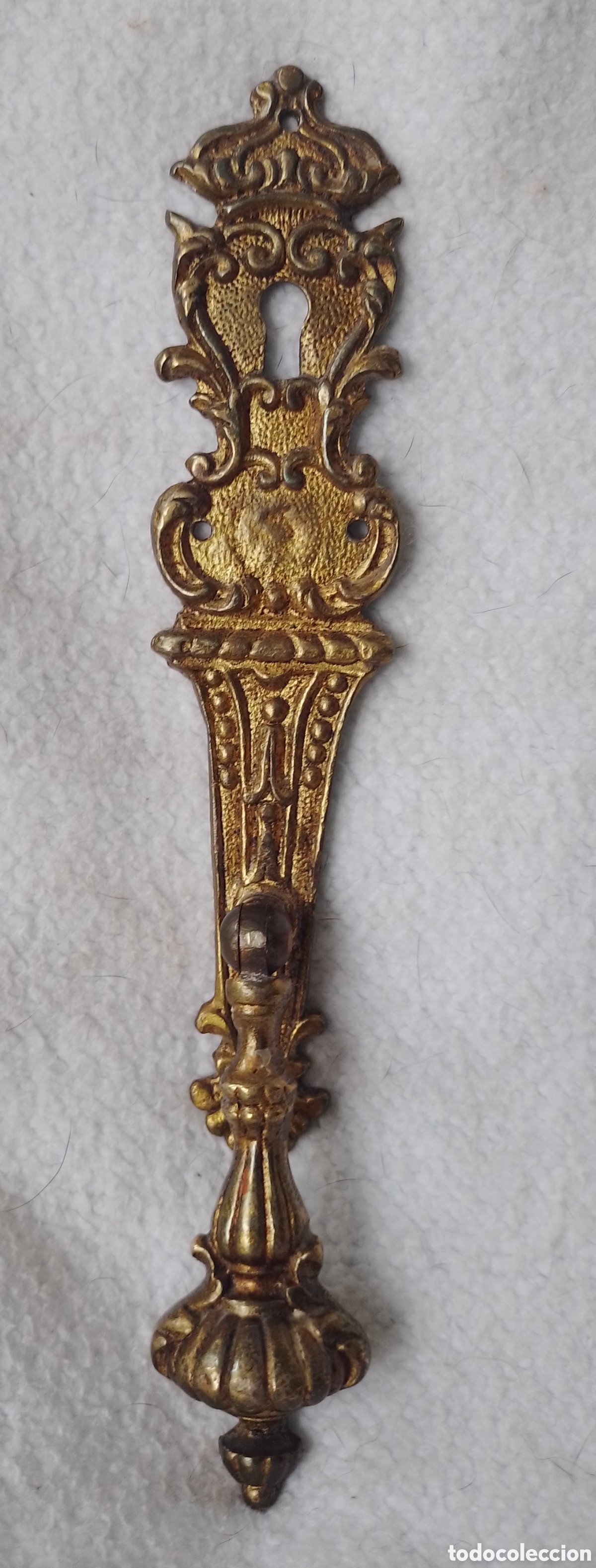 Antiquit&eacute;s: Antiguo tirador tipo aldaba. 16cm.