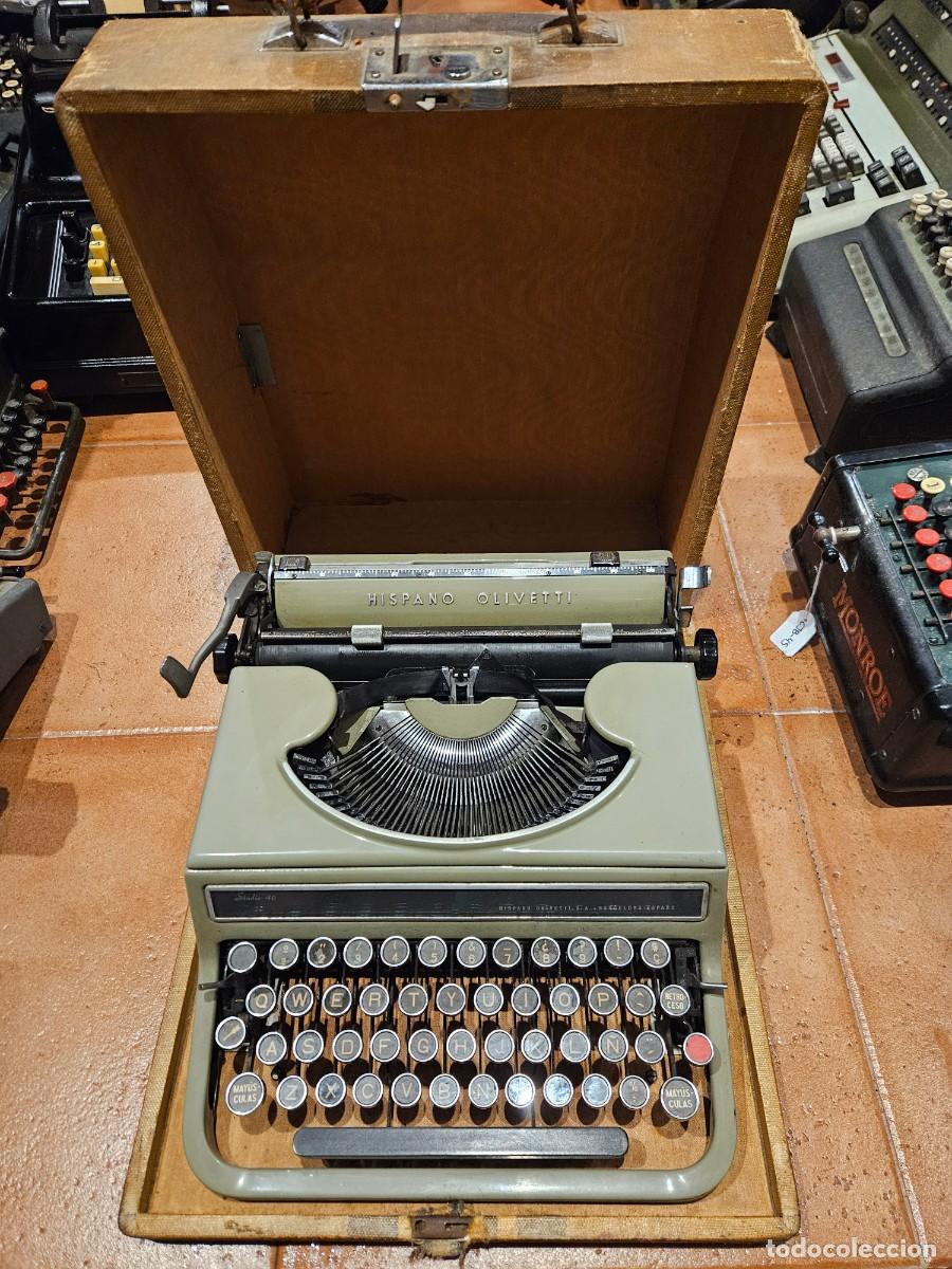 Antig&uuml;edades: M&Aacute;QUINA DE ESCRIBIR OLIVETTI STUDIO 45 GRIS FUNCIONANDO FABRICADA EN BARCELONA CON CAJA