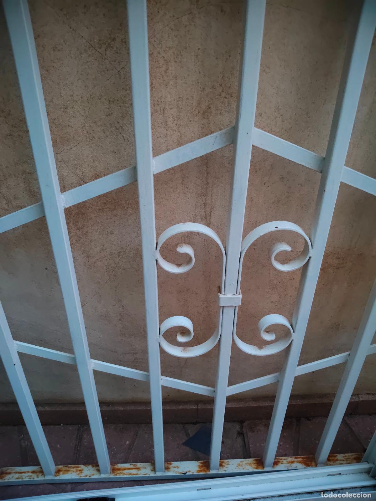Antig&uuml;edades: Reja de hierro forjado - Foto 3