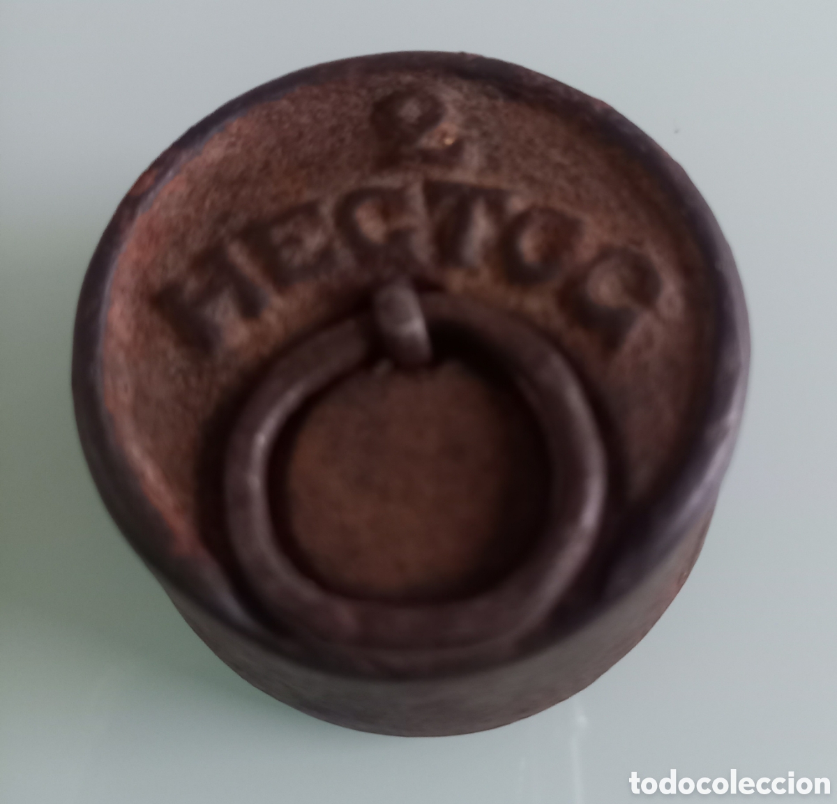 Antig&uuml;edades: Antigua pesa de hierro 2 Hectogramos (200g)