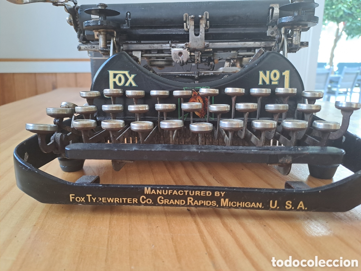 Antig&uuml;edades: M&aacute;quina de escribir Fox portable 1 - Foto 4