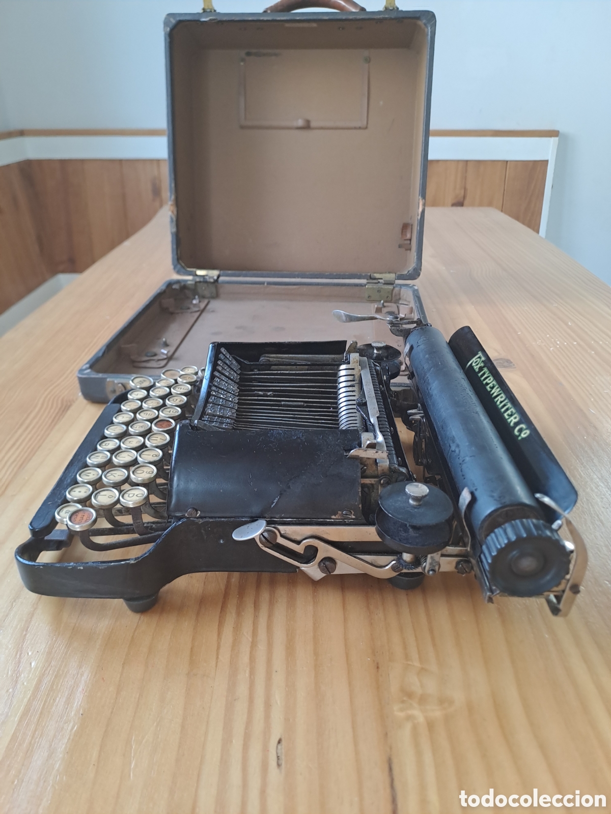 Antig&uuml;edades: M&aacute;quina de escribir Fox portable 1 - Foto 11