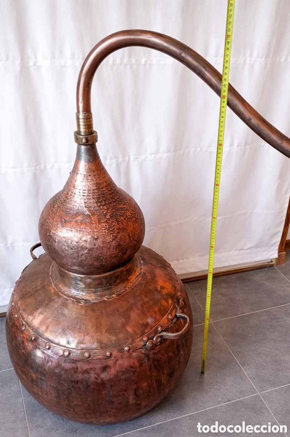 Antig&uuml;edades: Alambique Artesanal Antiguo, Destilador de Cobre Grande 100 Litros. 16 Kg. Alcohol, Licor, Orujo.