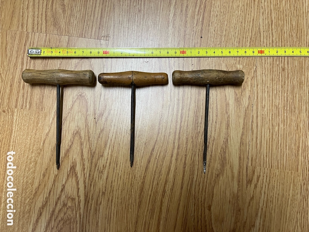 Antig&uuml;edades: Lote de 3 barrenas manuales antiguas - Foto 1