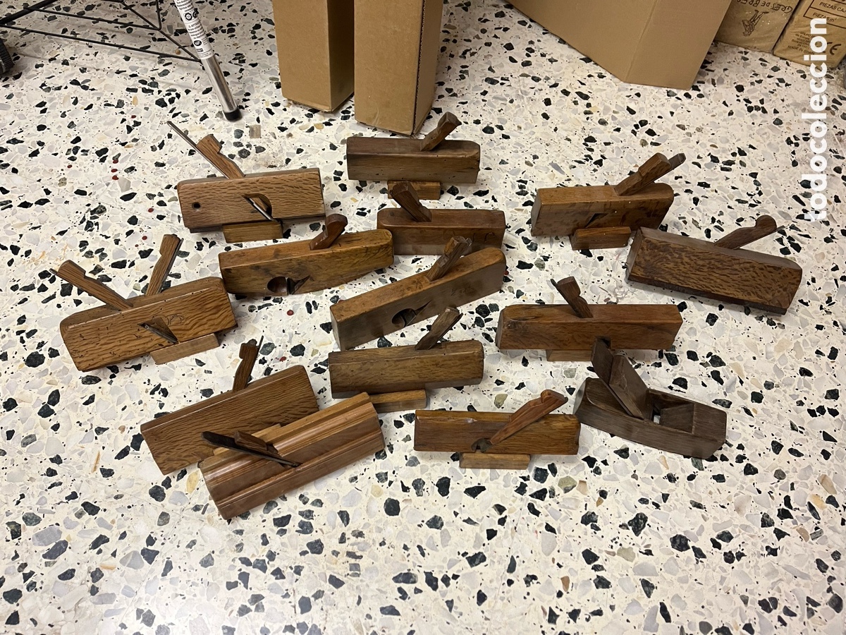 Antig&uuml;edades: Cepillos y garlopas antiguas de carpintero - Foto 2